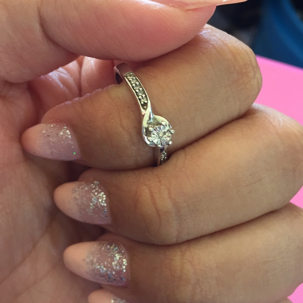 Diamond ring